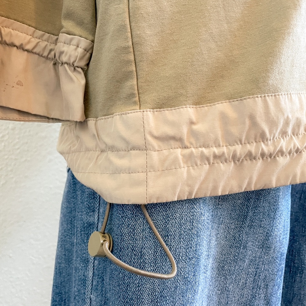 Unique Olive Crewneck
